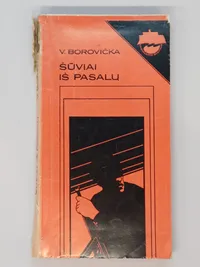 Šūviai iš pasalų knygos viršelis